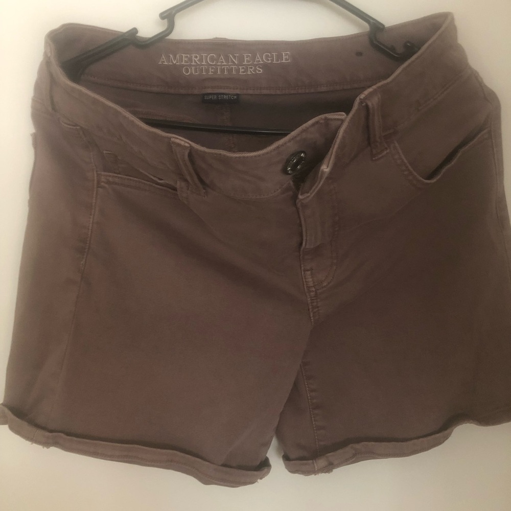 American eagle size 12 midi shorts.